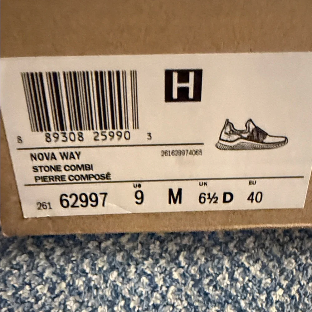 Clarks Slip-On Athletic Sneaker in Blush Pink with Multicolor Beaded Strap - Picture 10 of 12